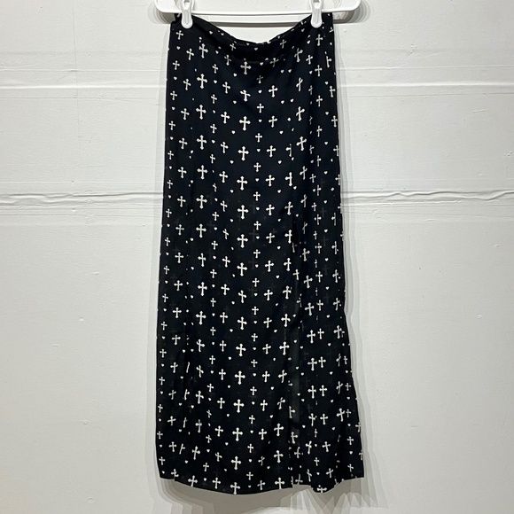 Fun and Flirt Pants - Cross and Hearts black and white maxi skort